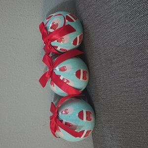 Vintage Set of 3 Pier1 Imports African American/Black Santa Ornaments